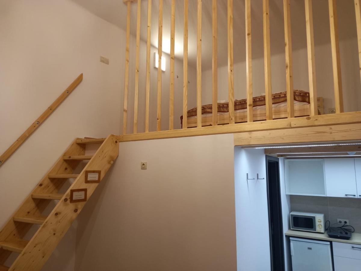 Budapest Apartman Buda Sziveben Ngoại thất bức ảnh